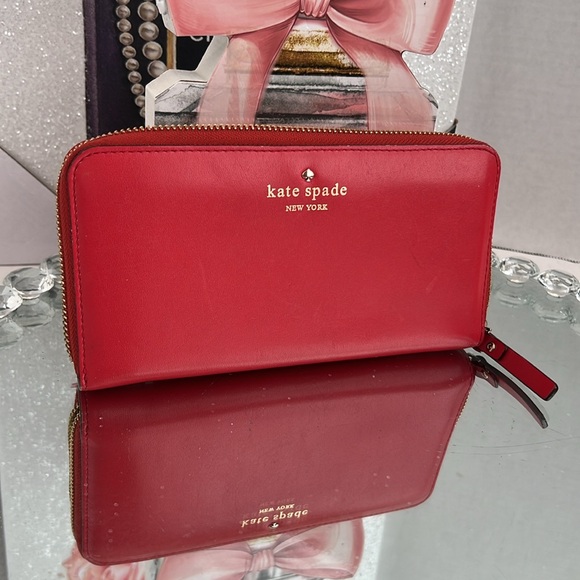 Kate Spade Red Madison Large Continental Wallet - Picture 10 of 10